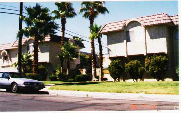 Building Photo - 1300 Elizabeth