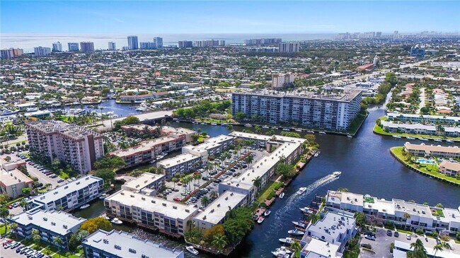 Primary Photo - 777 S Federal Hwy