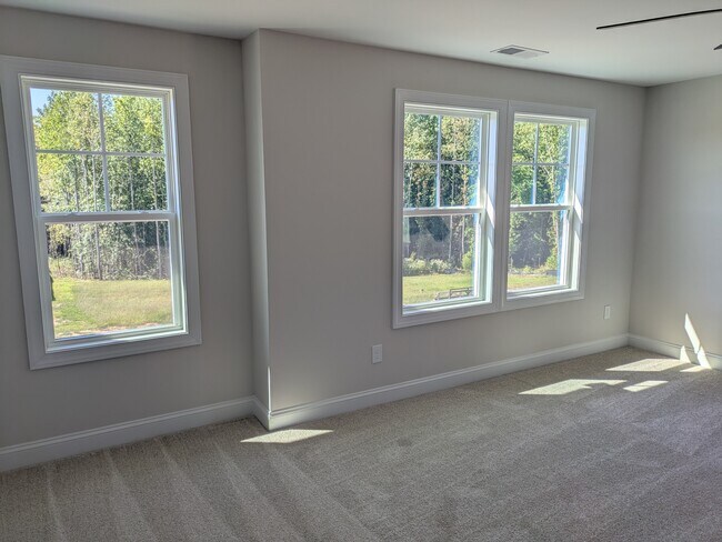 Building Photo - 1384 Ouray Dr