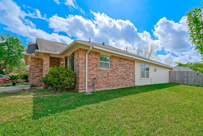 Building Photo - 9006 N Jewel Bend Ln