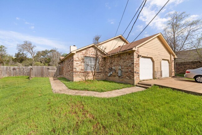 Primary Photo - AUS6002 Parkwood