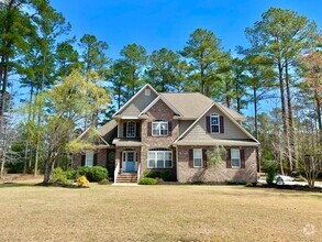 Building Photo - Rare Find! Stylish 3BR Home in Carolina Co...