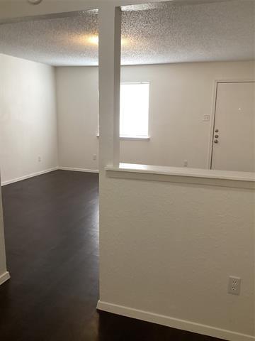 Building Photo - 300 S State Hwy 78