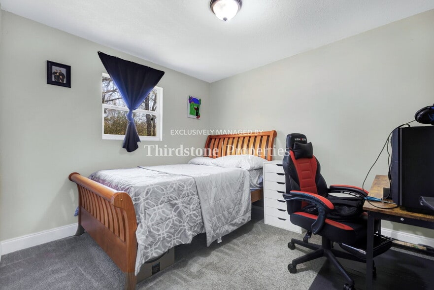 Building Photo - 1165 Orton St