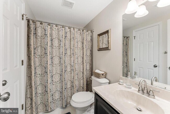 Building Photo - 12165 Abbey Glen Ct