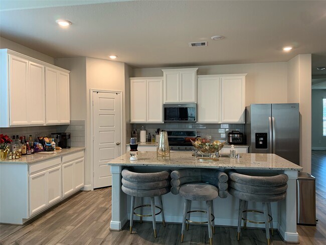 Building Photo - 4326 Pale Fox Ln