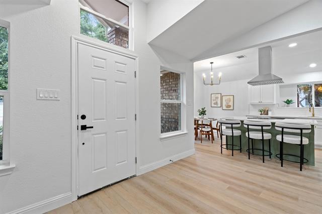 Building Photo - 822 Trevor Way