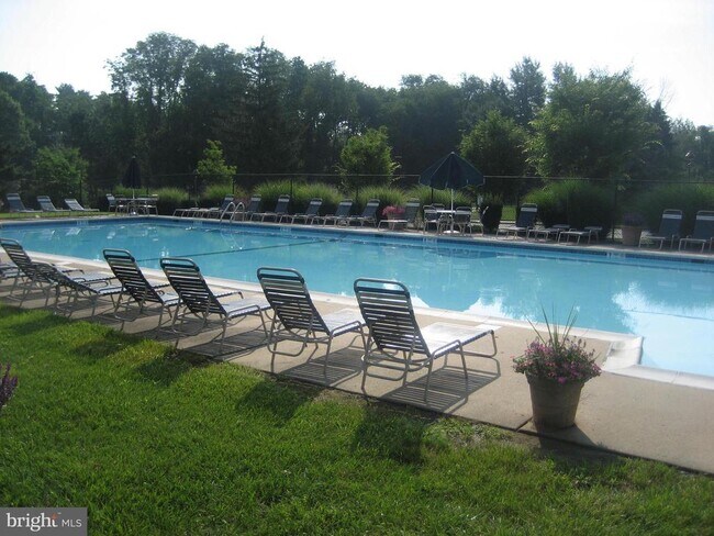 Building Photo - 50 Ramsgate Ct