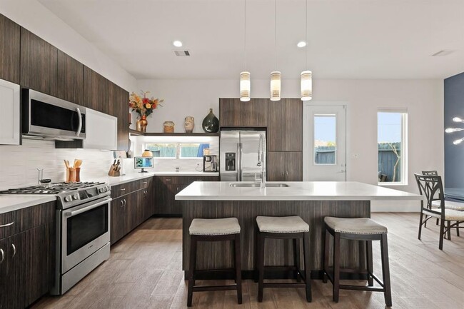 Building Photo - 2218 Cortijo Pl