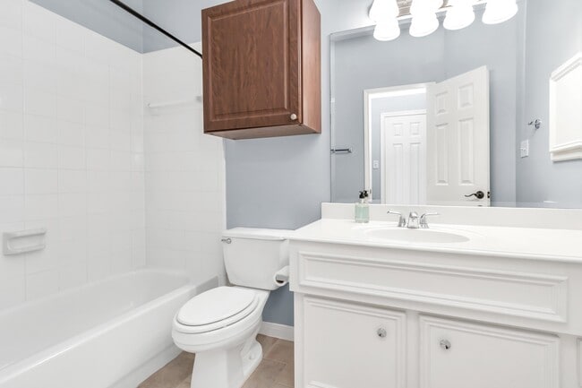 Building Photo - 2901 W Dallas St