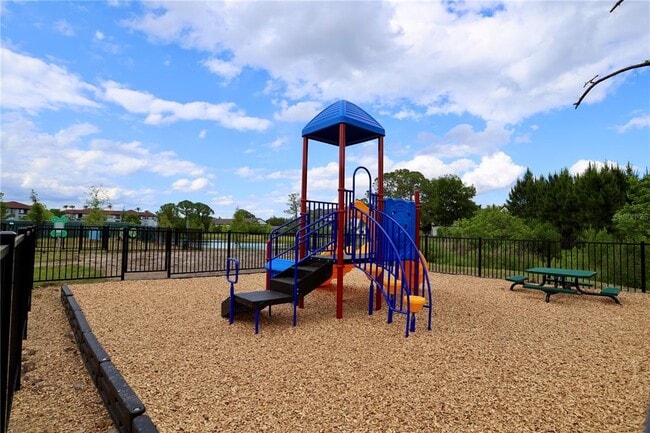 Building Photo - 5579 Millennia Park Dr