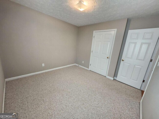 Building Photo - 1052 Ludwick Way