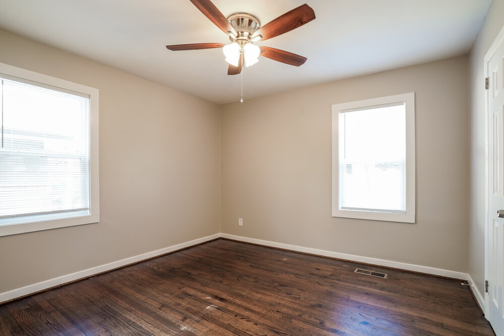 Building Photo - 1340 5th Pl NW