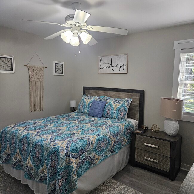 Building Photo - 608 Albemarle Rd