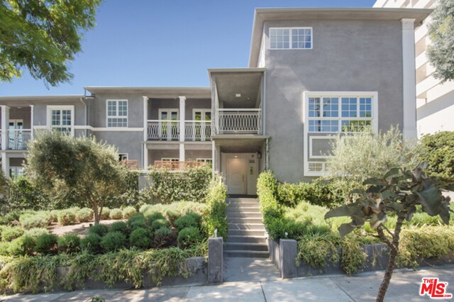 Building Photo - 1111 Alta Loma Rd