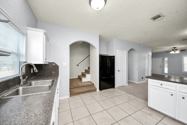 Building Photo - 21940 Rayford Rd