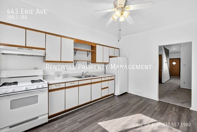 Building Photo - 443 Erie Ave
