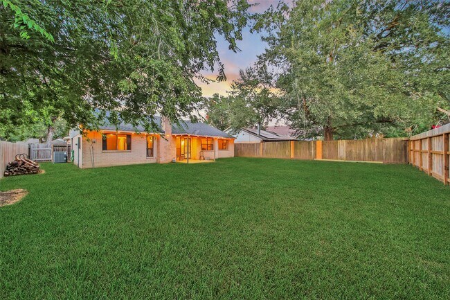Building Photo - 31723 Ironwood Dr