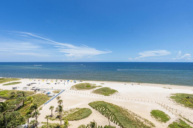 Building Photo - 1116 N Ocean Blvd