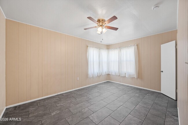 Building Photo - 4019 N 22nd Ave