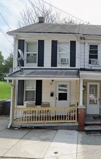 Building Photo - Bright 3 Bedroom, 1 Bath Single Family Hom...