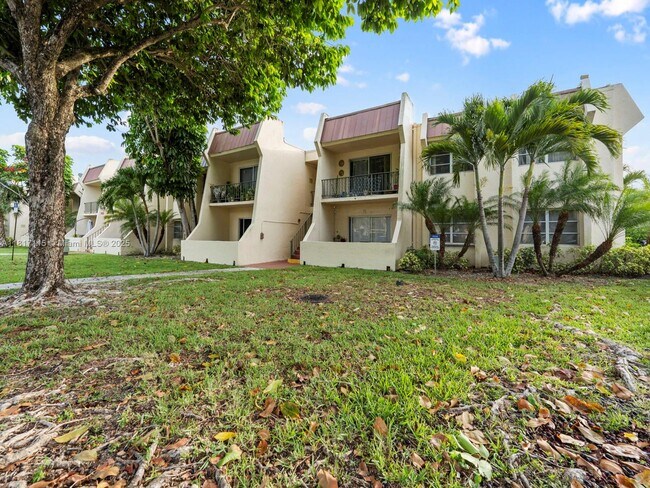 Building Photo - 14034 SW 90th Ave