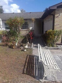 Building Photo - 1303 Candlewyck Dr