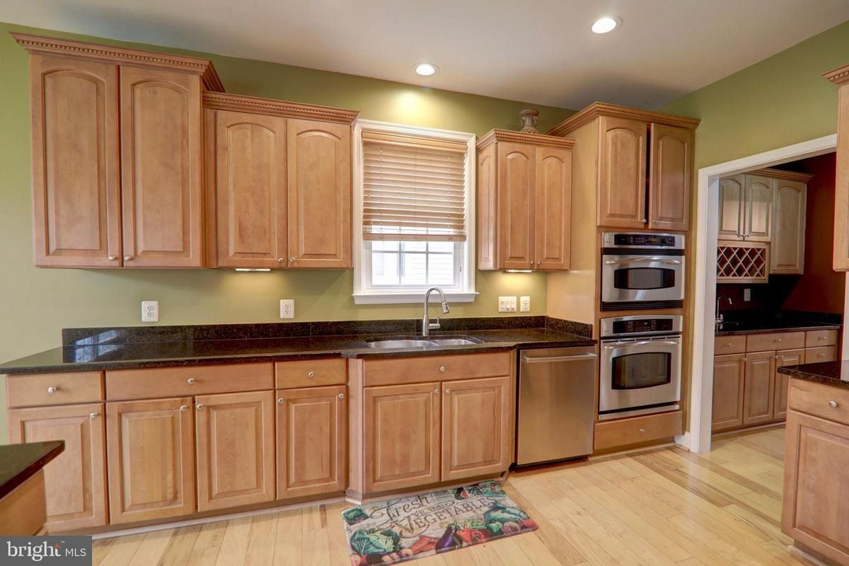 Building Photo - 41779 Bristow Manor Dr