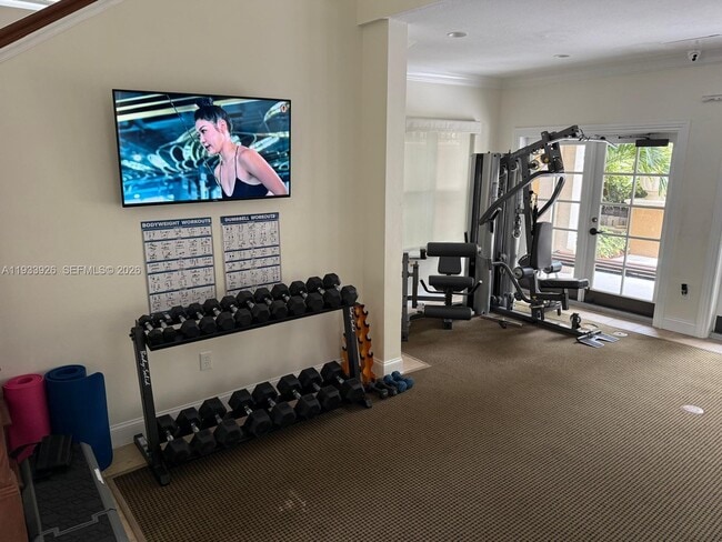 Building Photo - 2961 NE 185th St