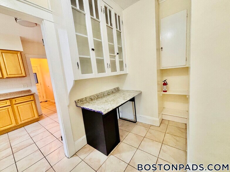 Building Photo - 38 Kirkwood Rd