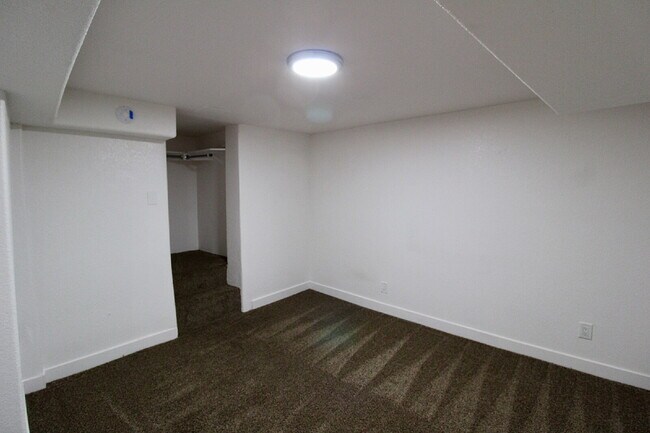 Building Photo - 4530 Clayton St