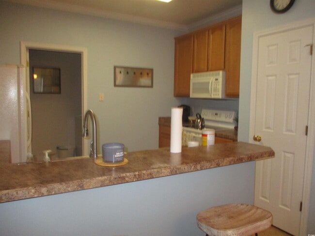 Building Photo - 5804 Longwood Dr