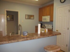 Building Photo - 5804 Longwood Dr