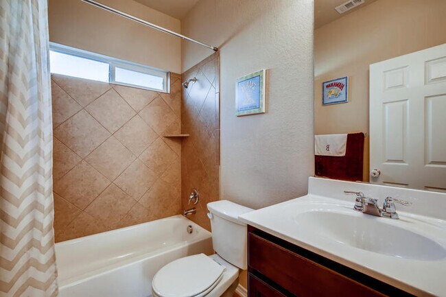 Building Photo - 2940 Mistywood Ln