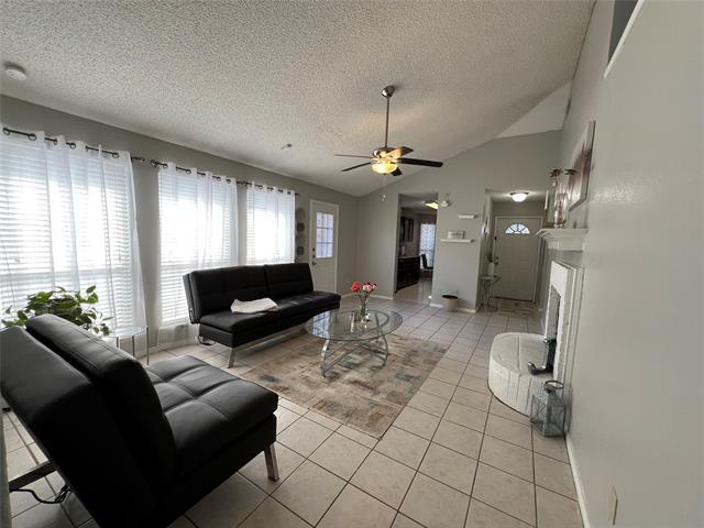 Building Photo - 6736 Black Wing Dr