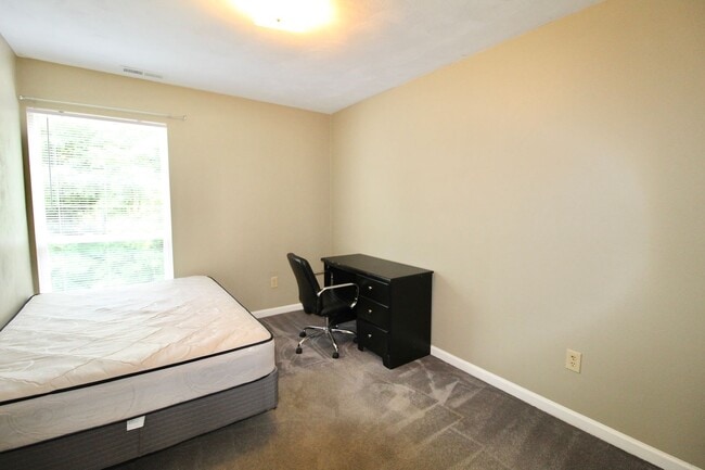 Building Photo - 1462 Devon Ln