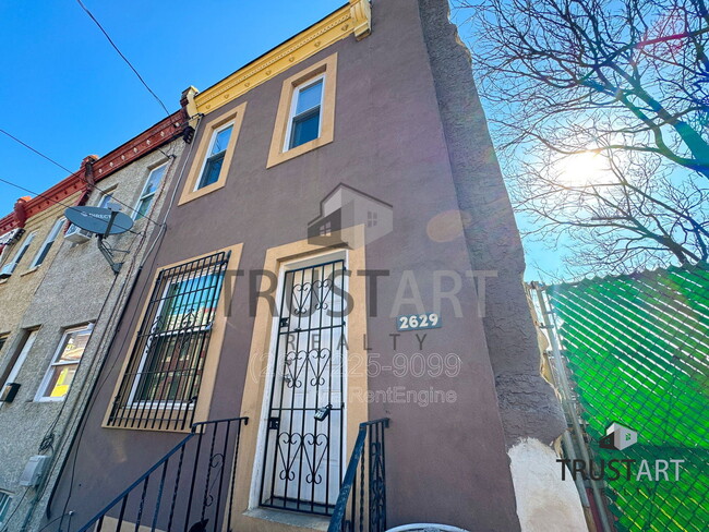 Building Photo - 2629 N Palethorp St