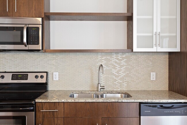 Kitchen - East River Apartments