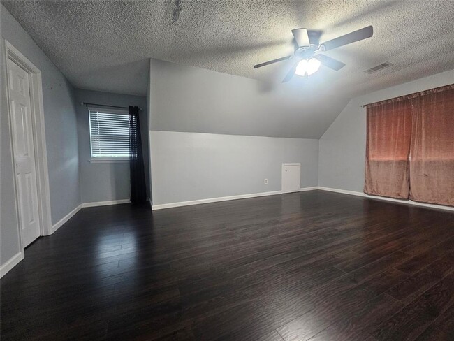 Building Photo - 10603 Georgian Dr