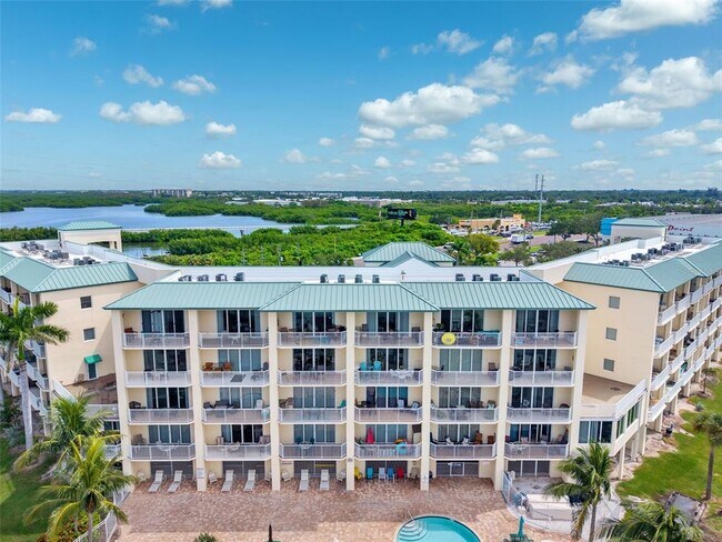 Building Photo - 8800 Bay Pines Blvd