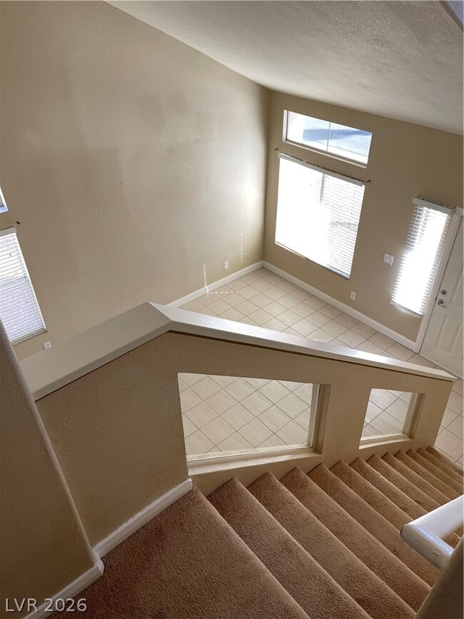 Building Photo - 7512 Pacific Ridge Ave