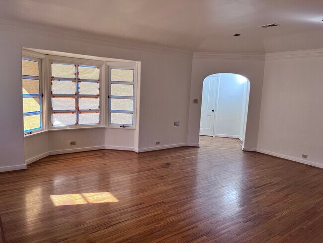 Building Photo - 11563 Hesby St