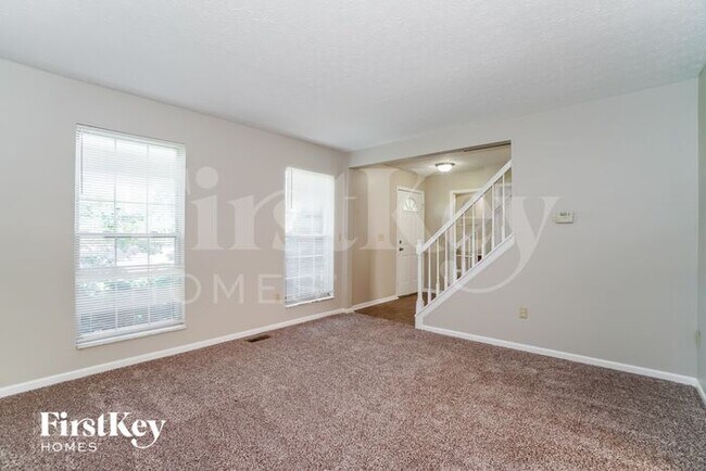 Building Photo - 866 Campanula Ct