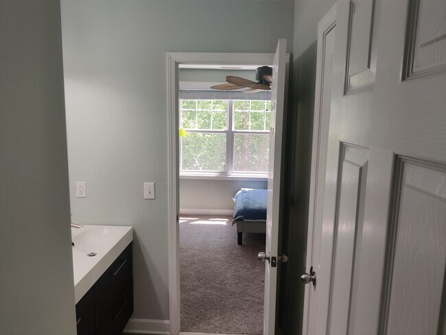 Building Photo - 311 Plank Bridge Way