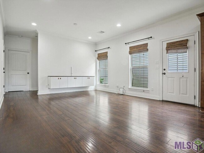 Building Photo - 40524 Sage Field Ct