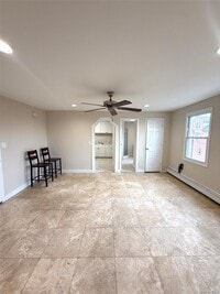 Building Photo - 202 N Wellwood Ave