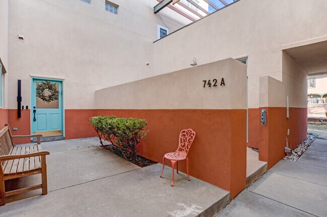 Building Photo - 742 Tenacity Dr