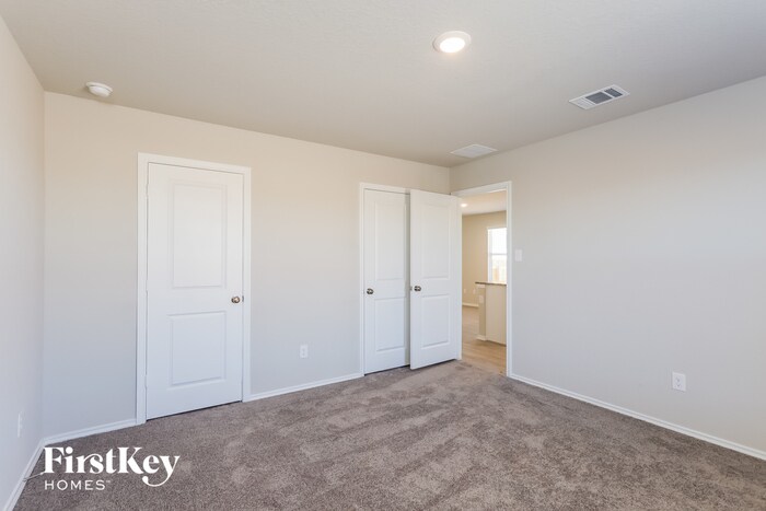 Building Photo - 10719 Prusiner Dr