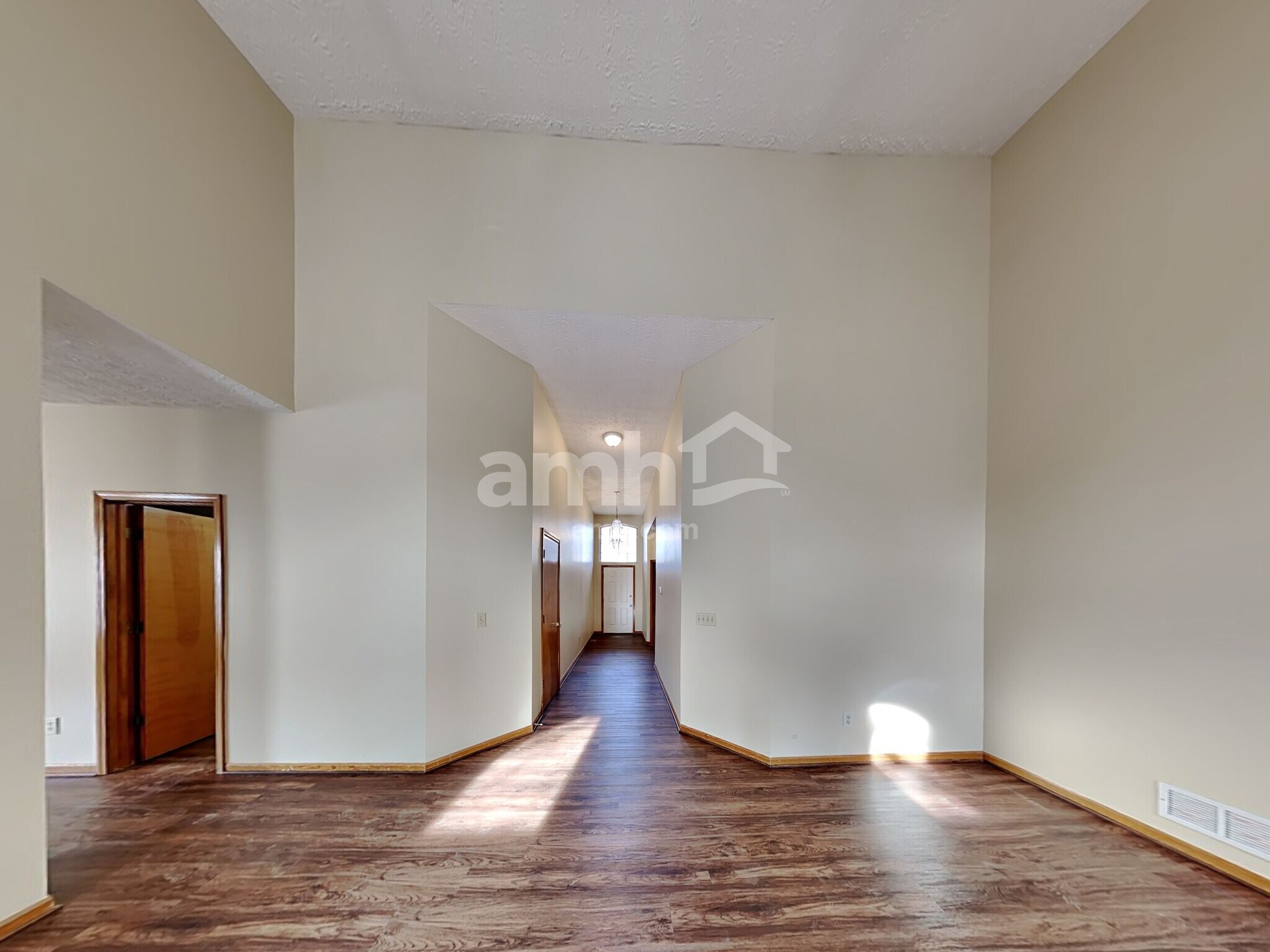 Building Photo - 8845 Amaranth Ct