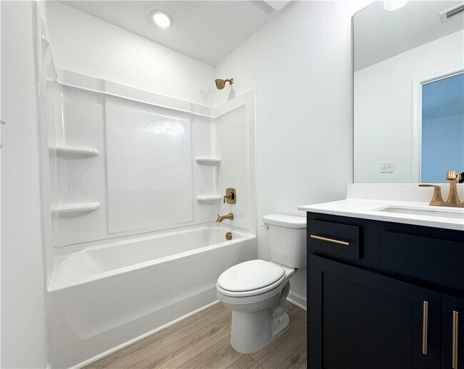 Building Photo - 51 Gresham Ct